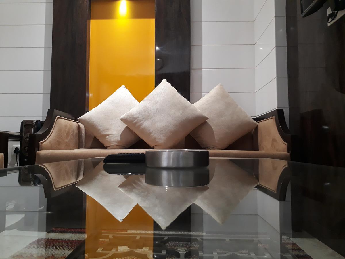 Hotel Deepali Sāgar Exteriör bild